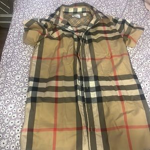 Burberry size 14